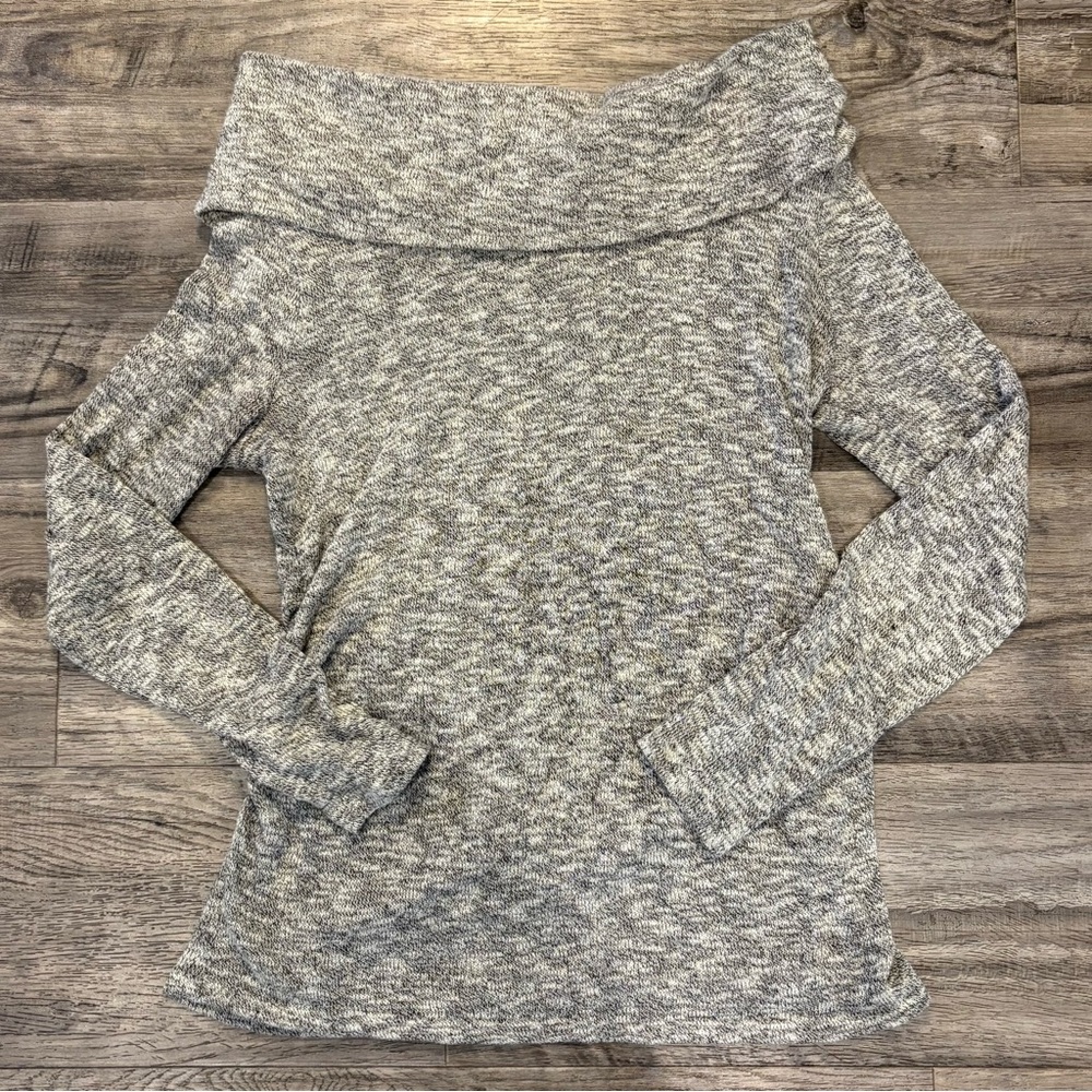 Liz Lange Maternity Top - Small